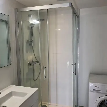 Appartement Centre Ville Avec Piscine Et Vue Mer 아파트