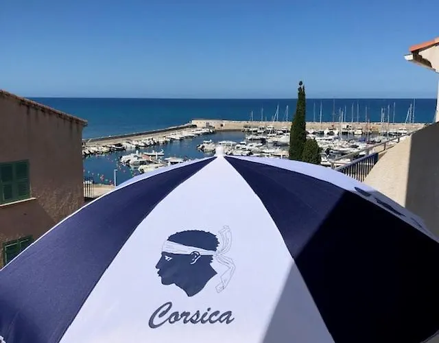 Centre Avec Piscine Et Vue Apartmán Sari-Solenzara